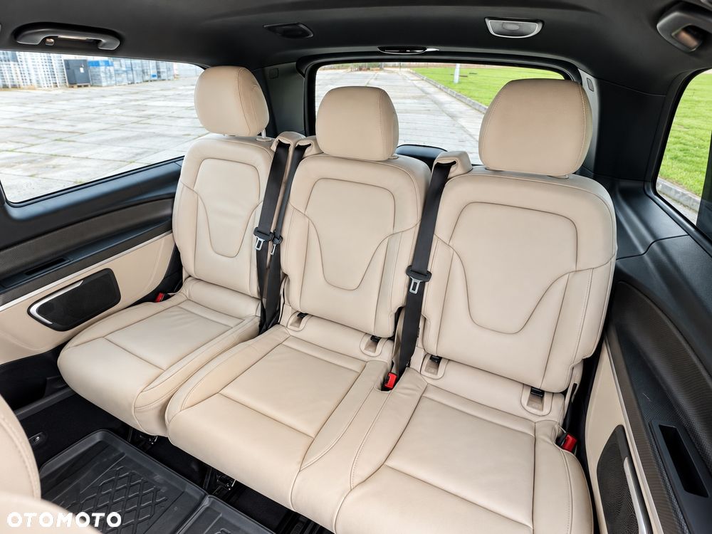 Mercedes-Benz Klasa V 300 d Avantgarde 9G-Tronic (długi) - 13