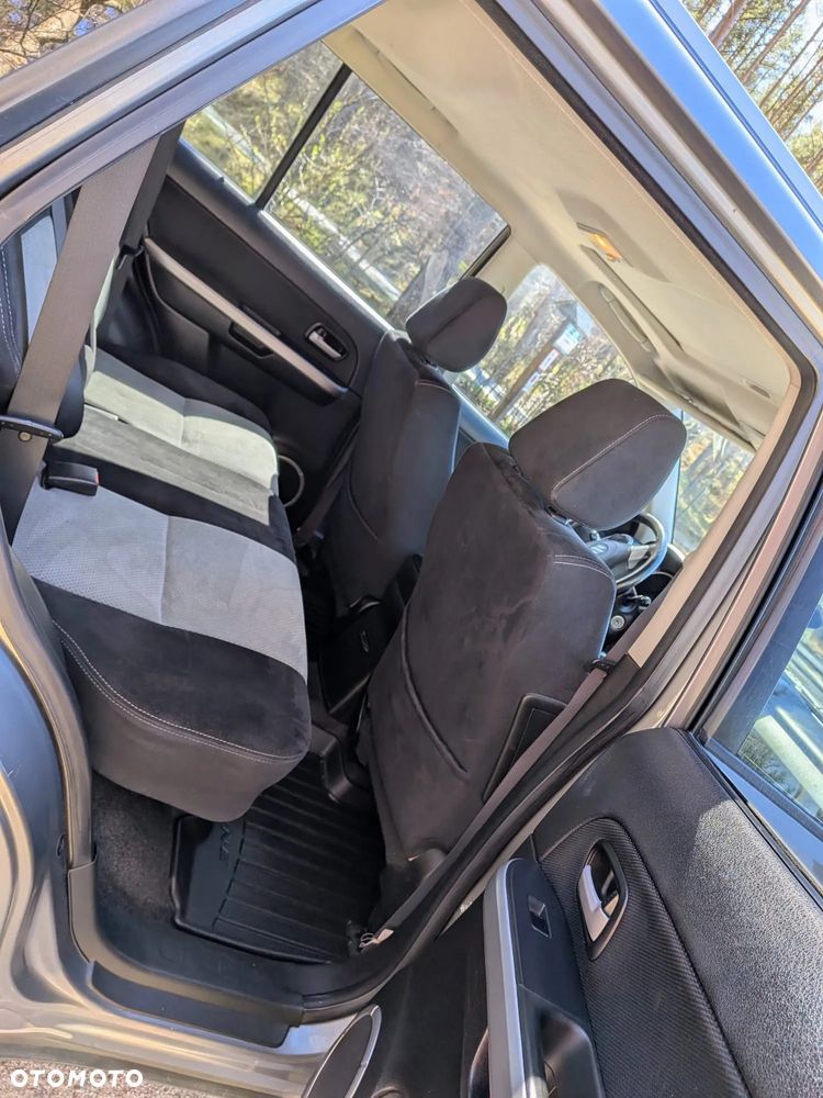 Suzuki Grand Vitara 1.9 DDiS - 8