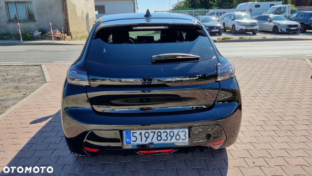 Peugeot 208 Benzin 100 Allure - 4