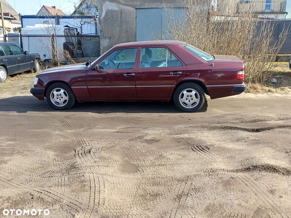 Mercedes-Benz W124 (1984-1993) - 10