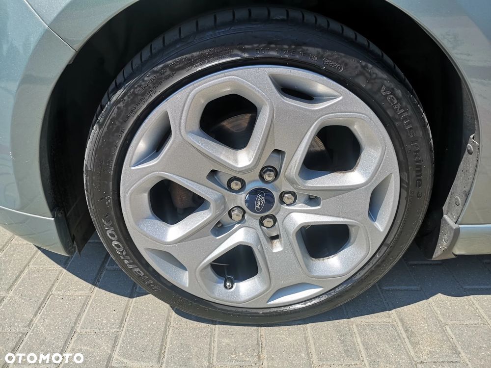 Ford Mondeo 2.5 Titanium S - 14