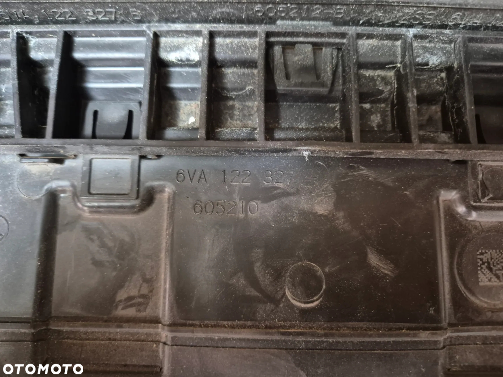 Żaluzja kierownica powietrza VW Polo MK6 2Q0122323A 6VA971277 6VA122327 6VA122921 6VA122327B - 4