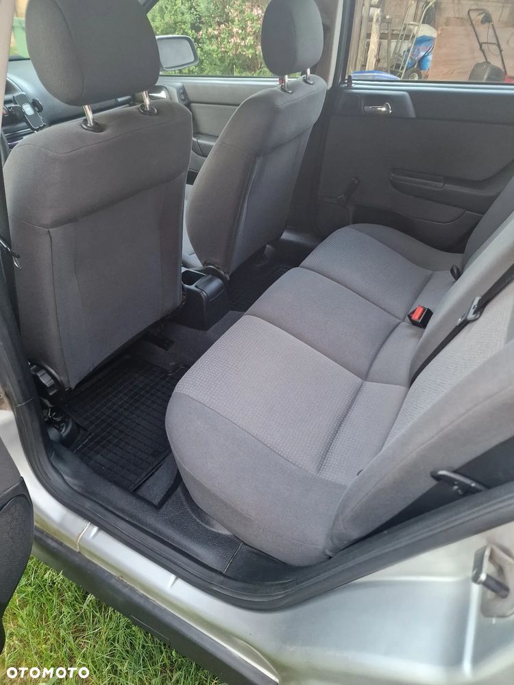 Opel Astra - 11