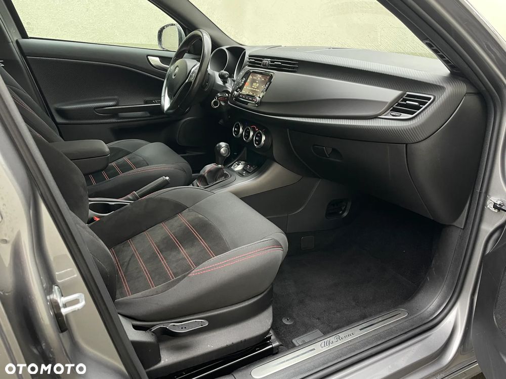 Alfa Romeo Giulietta 1.4 TB MultiAir Exclusive TCT - 24