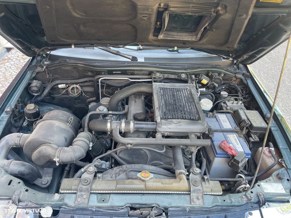 Mitsubishi Pajero Sport 2.5 TD GLS - 15