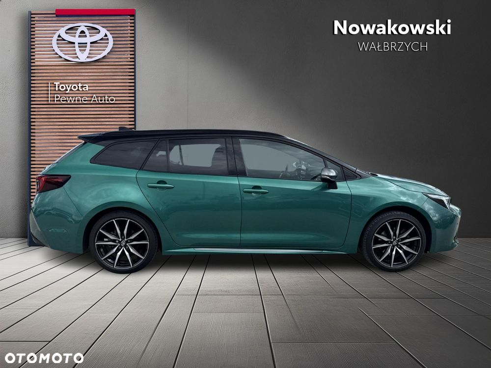 Toyota Corolla 2.0 Hybrid GR Sport Dynamic - 6