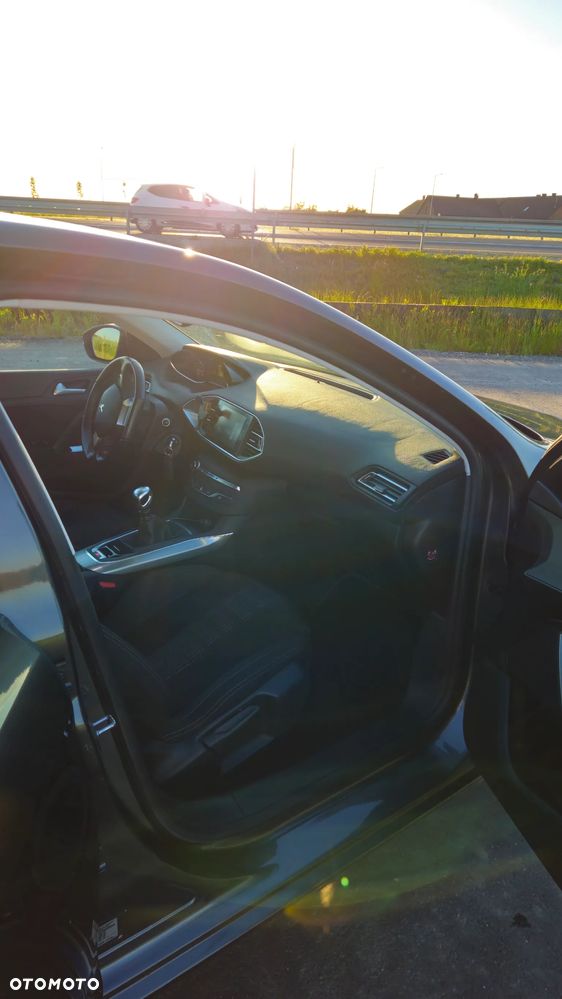 Peugeot 308 BlueHDi 120 Stop & Start Allure - 9