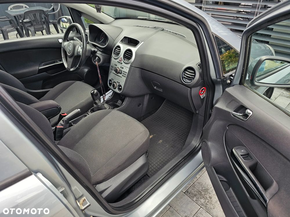 Opel Corsa 1.2 16V Enjoy - 6