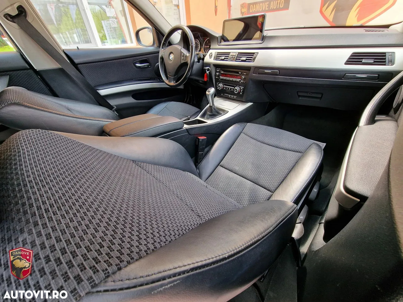 BMW Seria 3 320d xDrive - 16