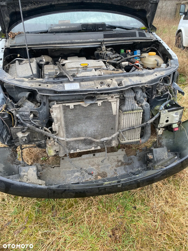 Zafira A lift komplet chłodnic 2,2 cdti