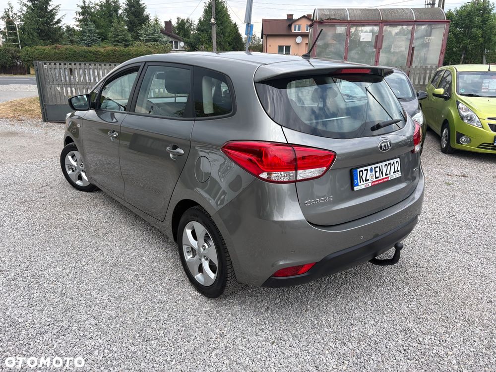 Kia Carens 1.7 CRDi Spirit - 17