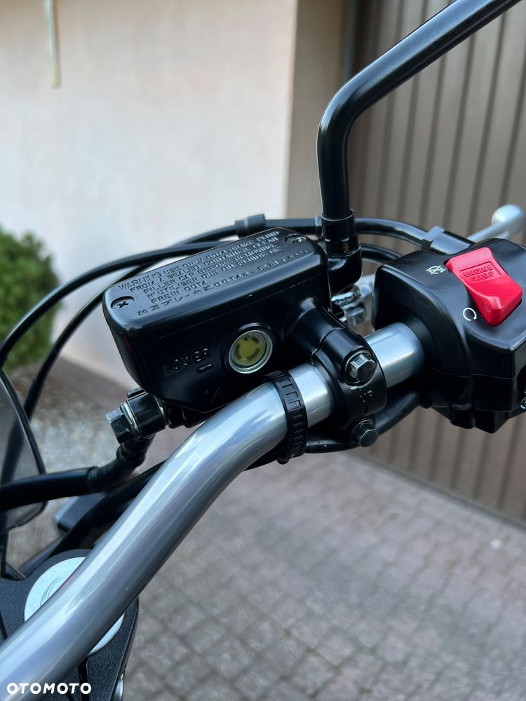 Honda CBF - 22