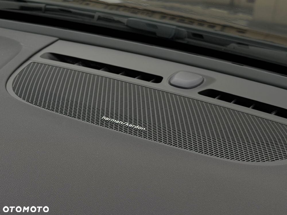 Volvo XC 40 T2 Plus Dark - 19