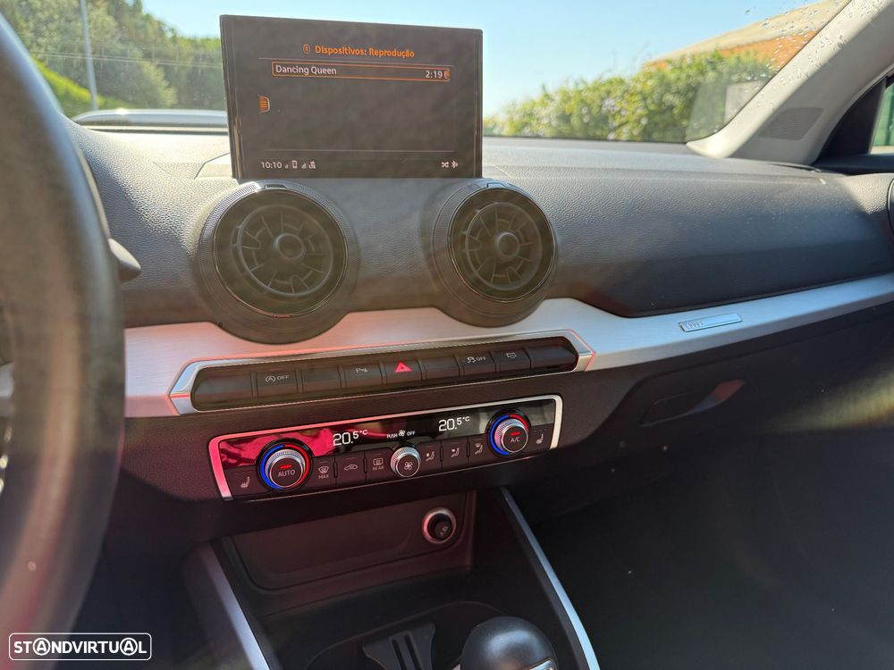 Audi Q2 1.0 TFSI ultra S tronic - 11