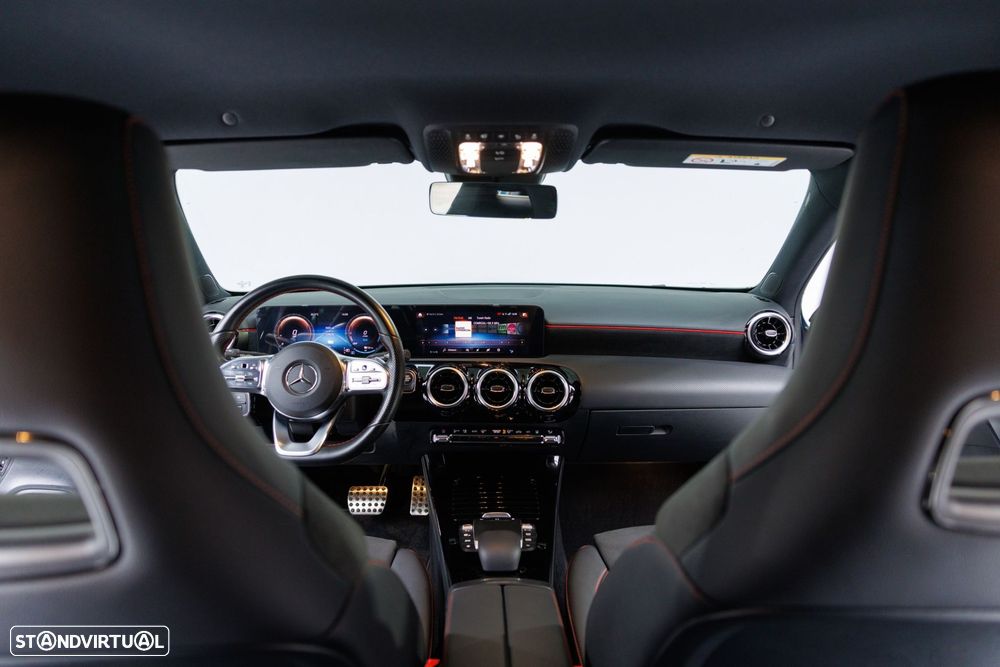 Mercedes-Benz A 250 - 12