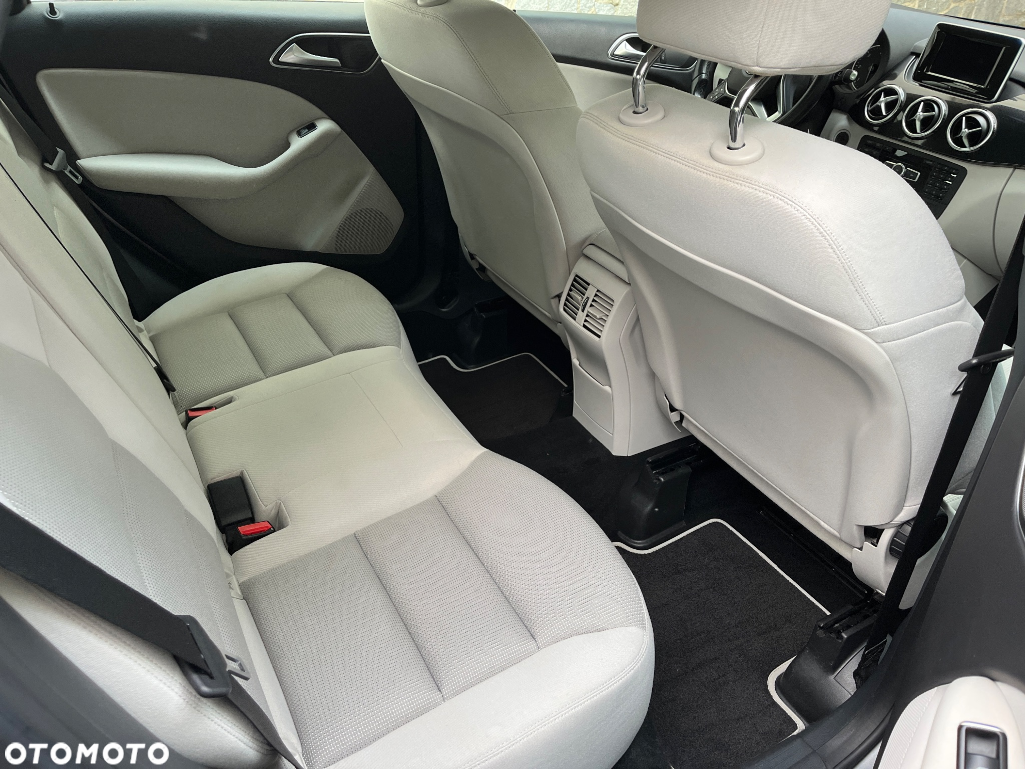 Mercedes-Benz Klasa B 180 (CDI) d 7G-DCT - 11