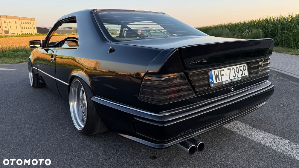 Mercedes-Benz W124 (1984-1993) - 14