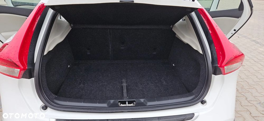 Volvo V40 Cross Country D3 Drive-E Kinetic - 11