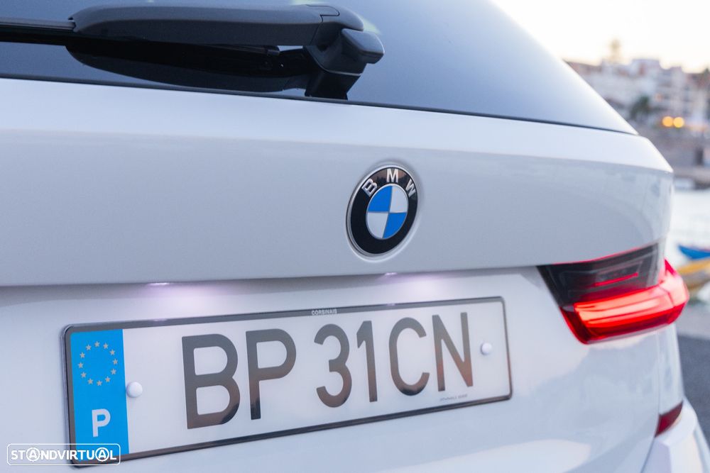 BMW 318 i Touring Aut. M Sport - 12