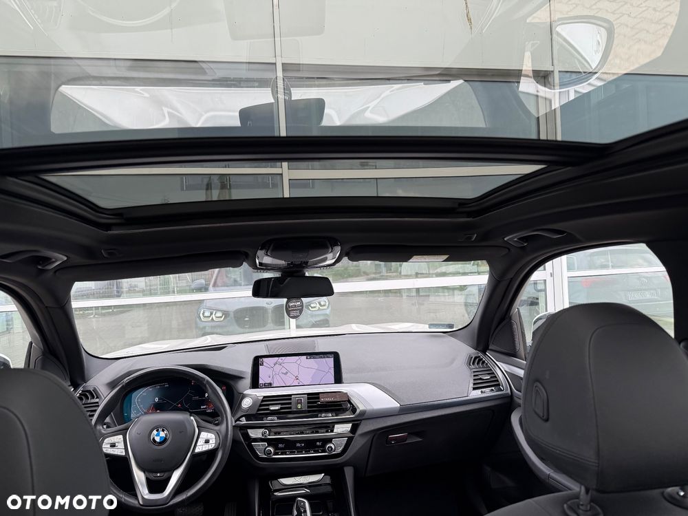BMW X3 xDrive20d xLine - 31