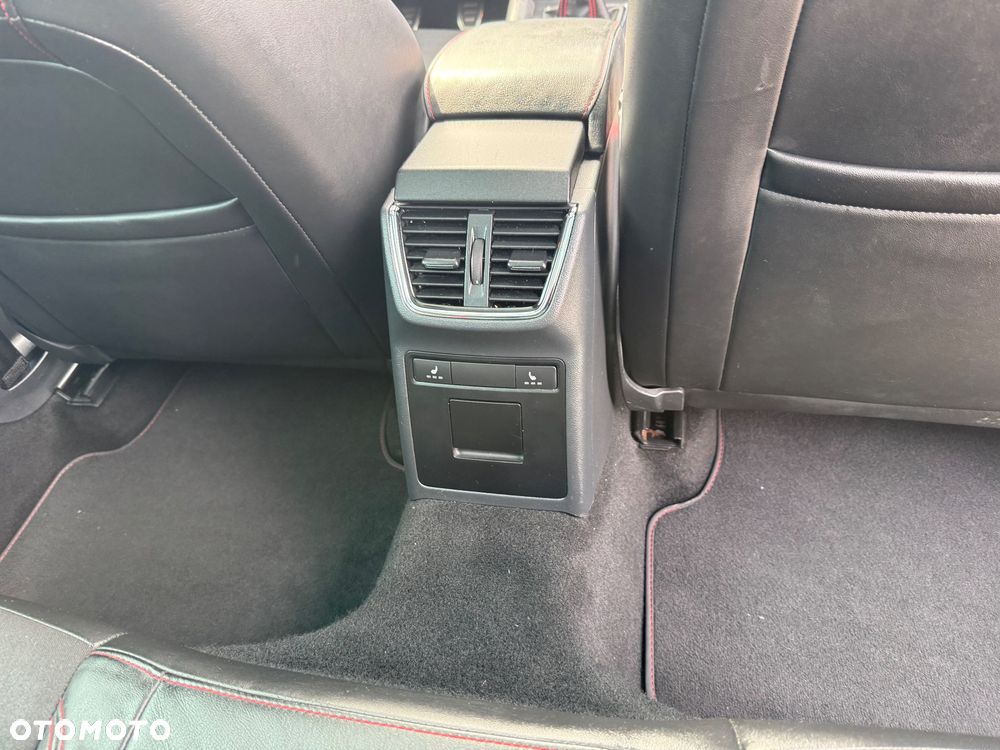 Skoda Octavia 2.0 TDI (Green tec) RS - 18