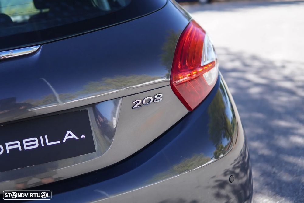 Peugeot 208 1.2 PureTech Style - 27