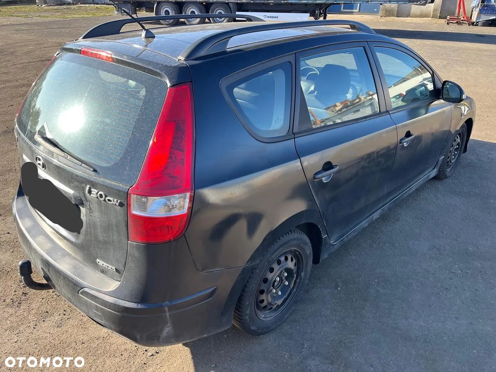 Hyundai i30 1.6 CRDi Comfort EU5 - 2