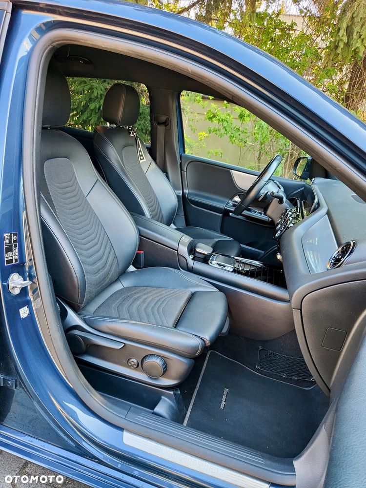 Mercedes-Benz Klasa B 180 d 7G-DCT Style - 11