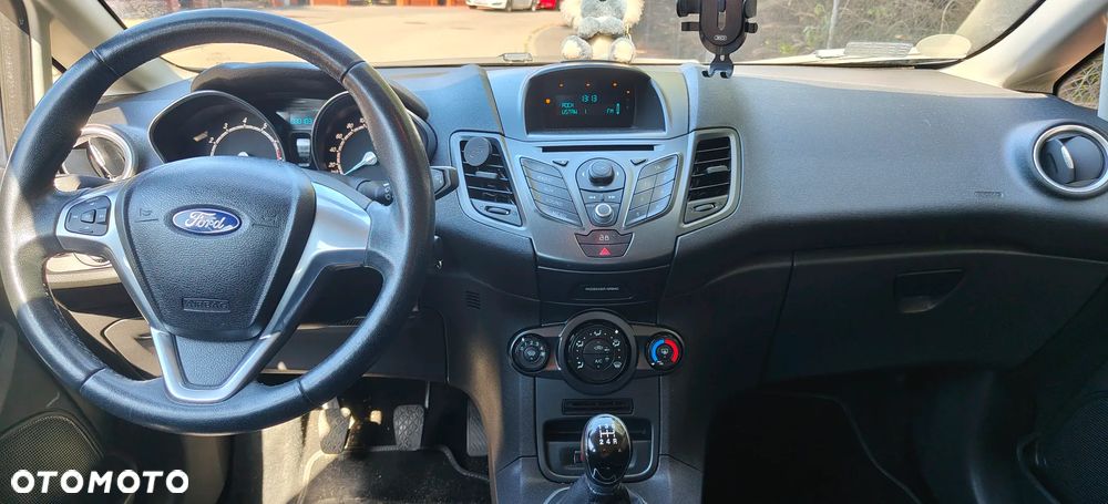 Ford Fiesta - 5