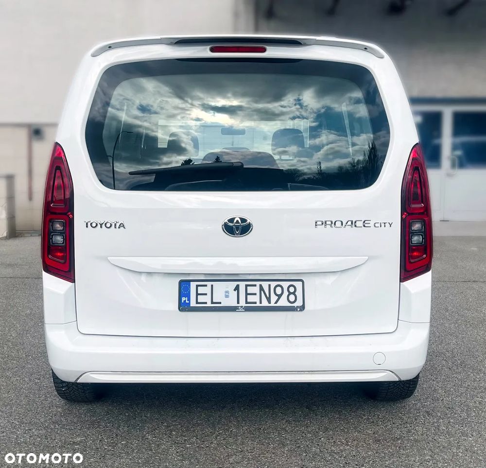 Toyota Proace City Verso 1.5 D-4D Family - 4
