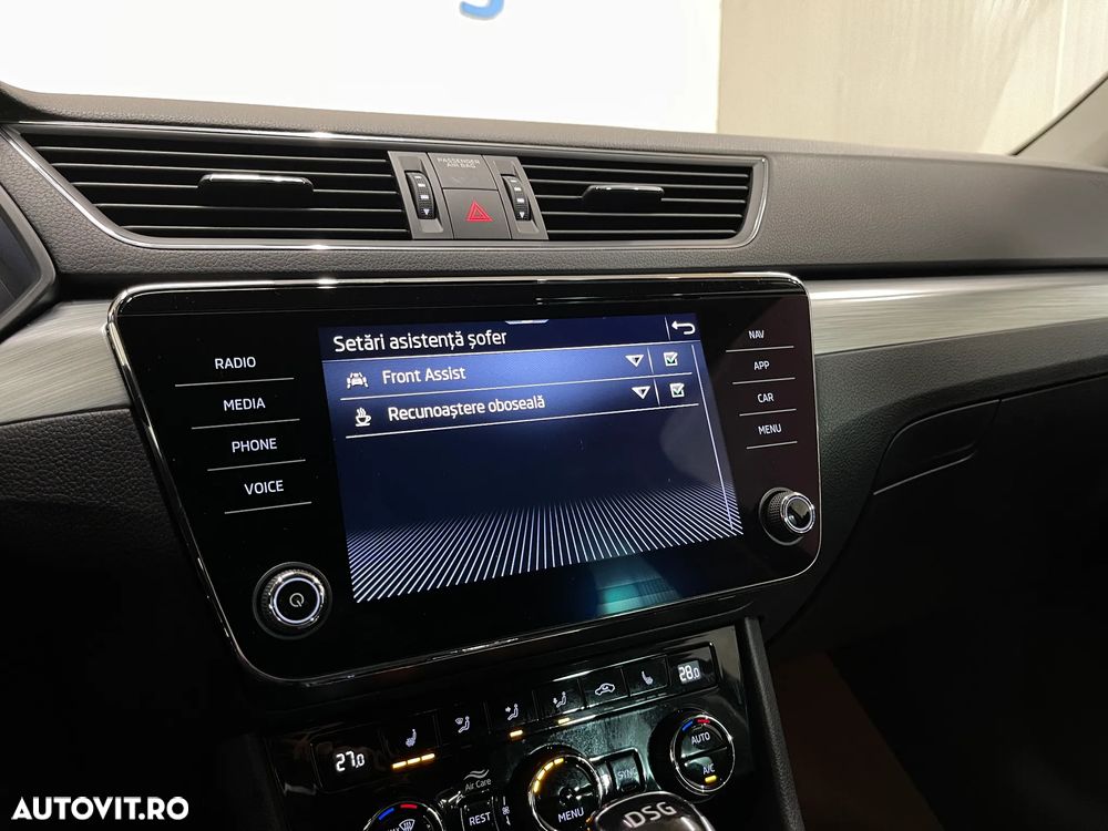 Skoda Superb 2.0 TDI DSG Ambition - 17