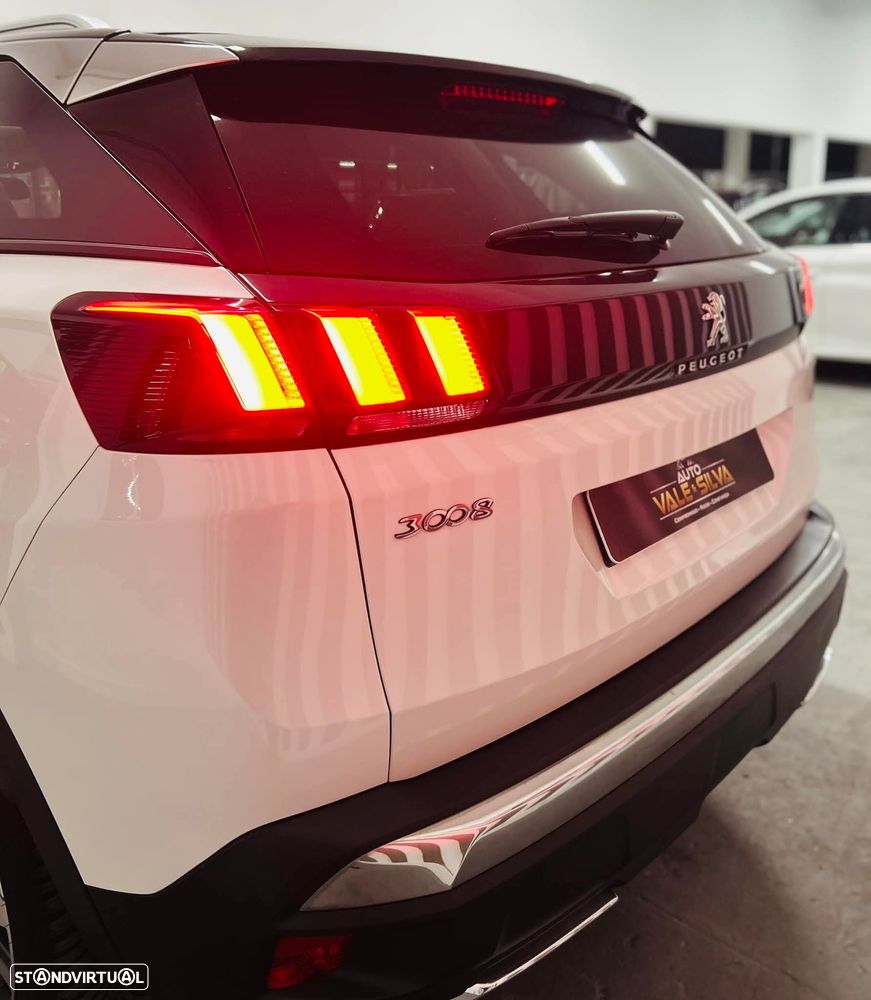 Peugeot 3008 PureTech 130 Stop & Start GPF EAT8 Allure - 15