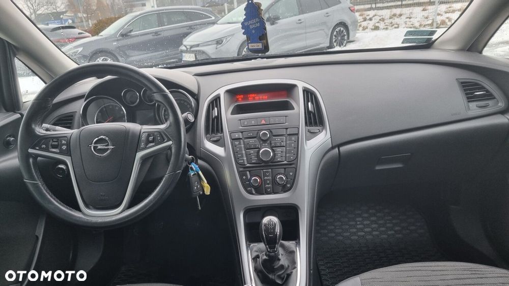 Opel Astra - 8