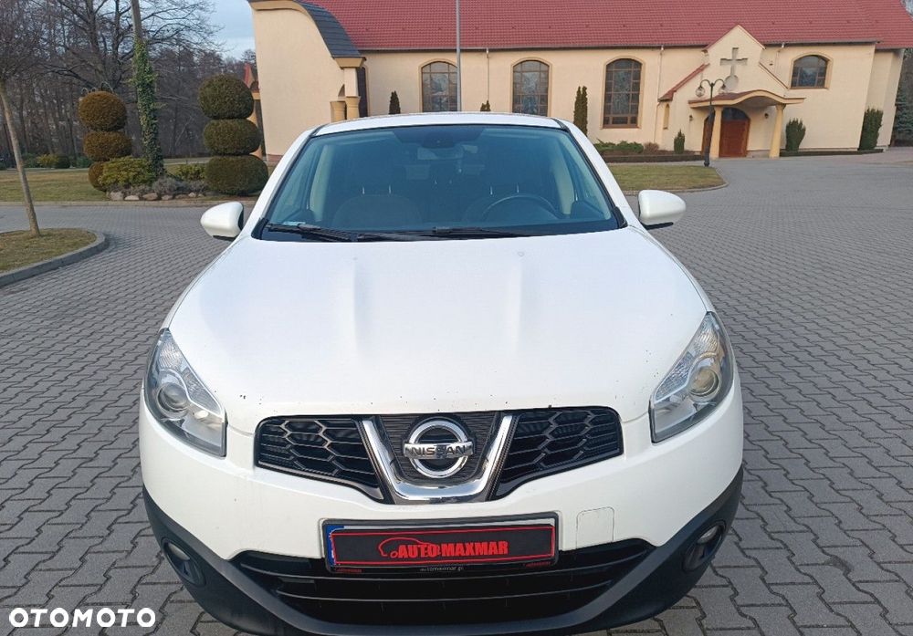Nissan Qashqai - 2