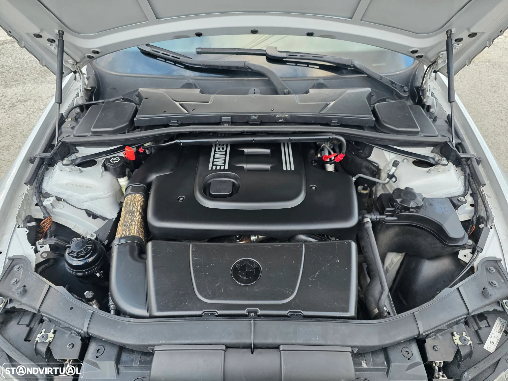 BMW 320 d Touring Exclusive - 7