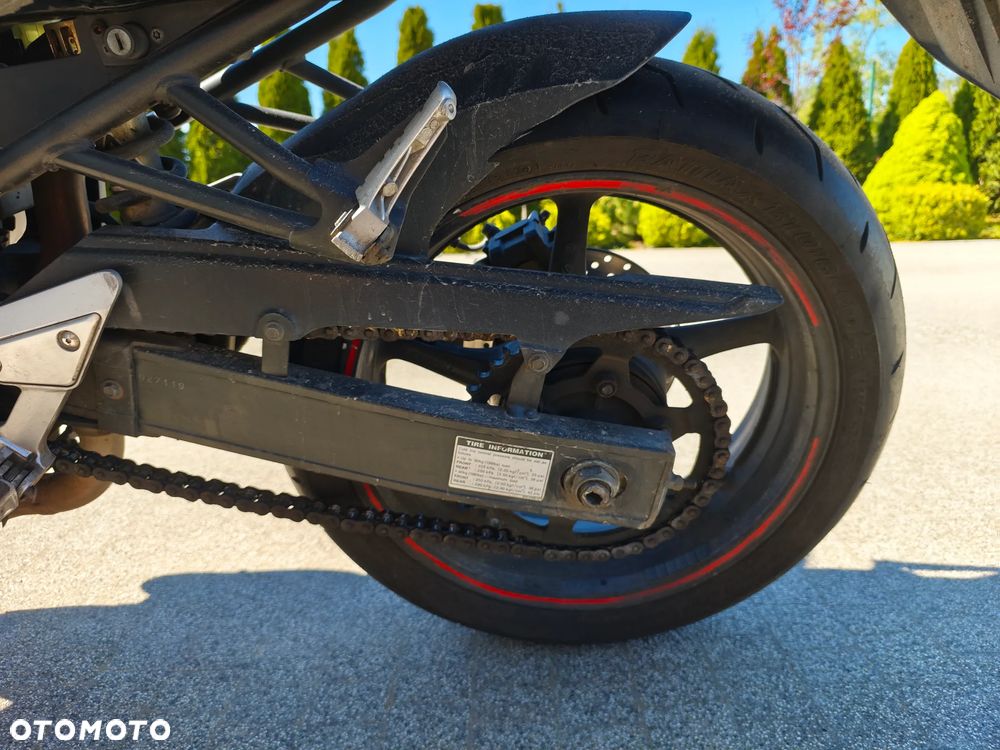 Yamaha FZ6 - 8
