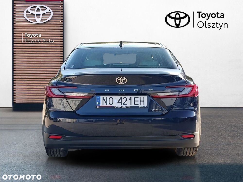 Toyota Camry 2025 photo 4
