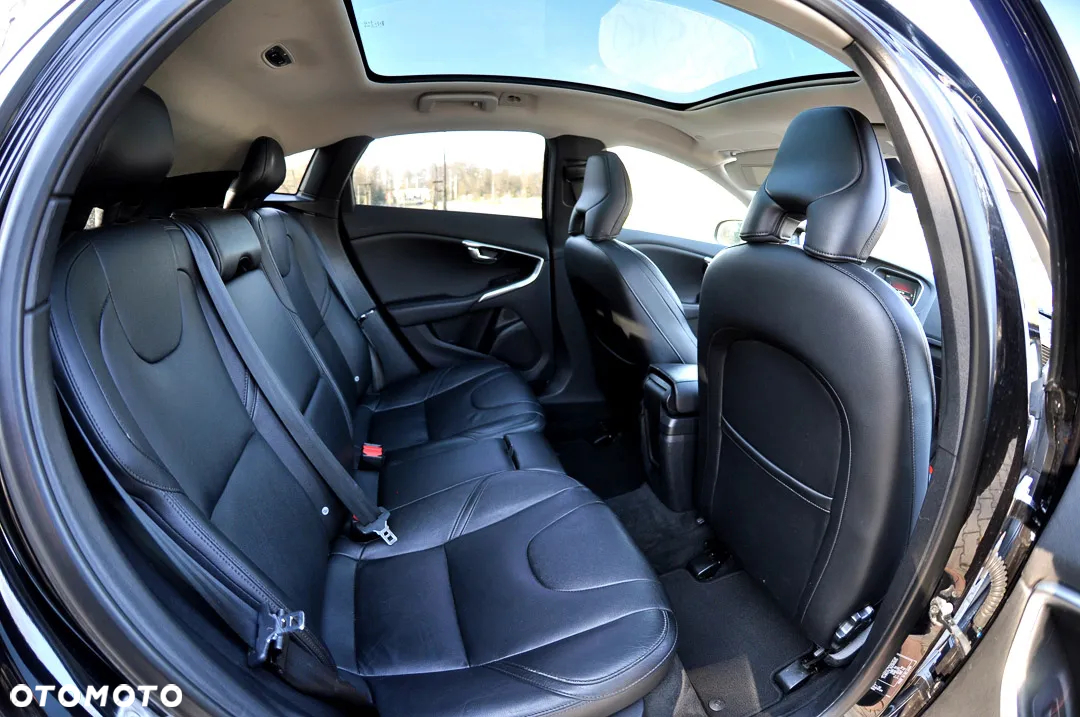 Volvo V40 D2 Drive-E Summum - 16