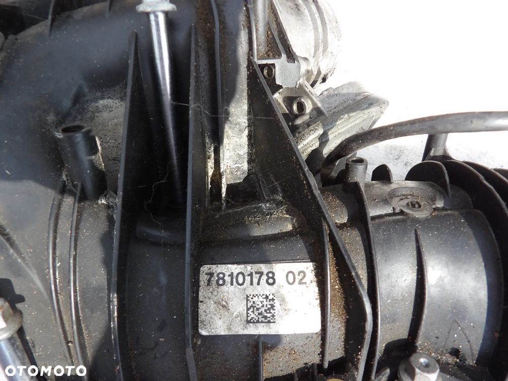 BMW - E87,E90,N47 - KOLEKTOR SSĄCY - 7810178 - 2