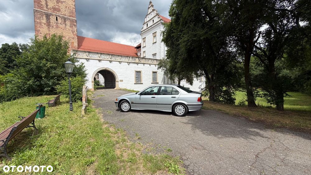 BMW Seria 3 - 21