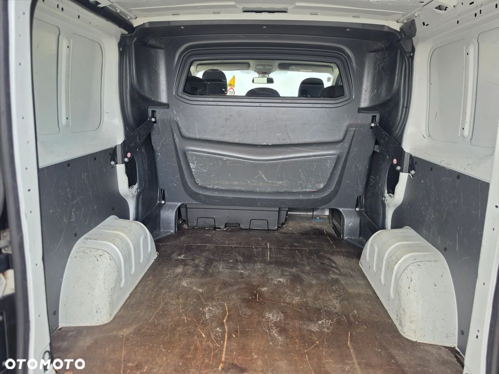 Renault Trafic - 23