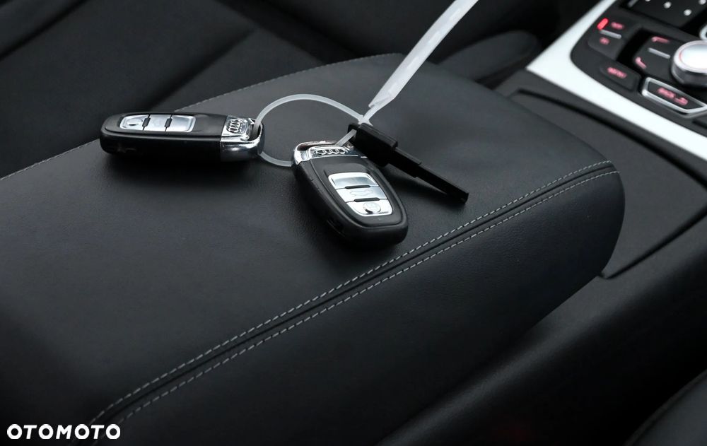 Audi A6 Avant 2.0 TDI Ultra DPF S tronic - 37