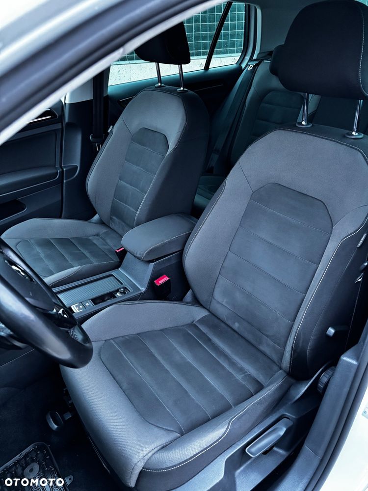 Volkswagen Golf 1.5 TSI ACT OPF DSG Highline - 31