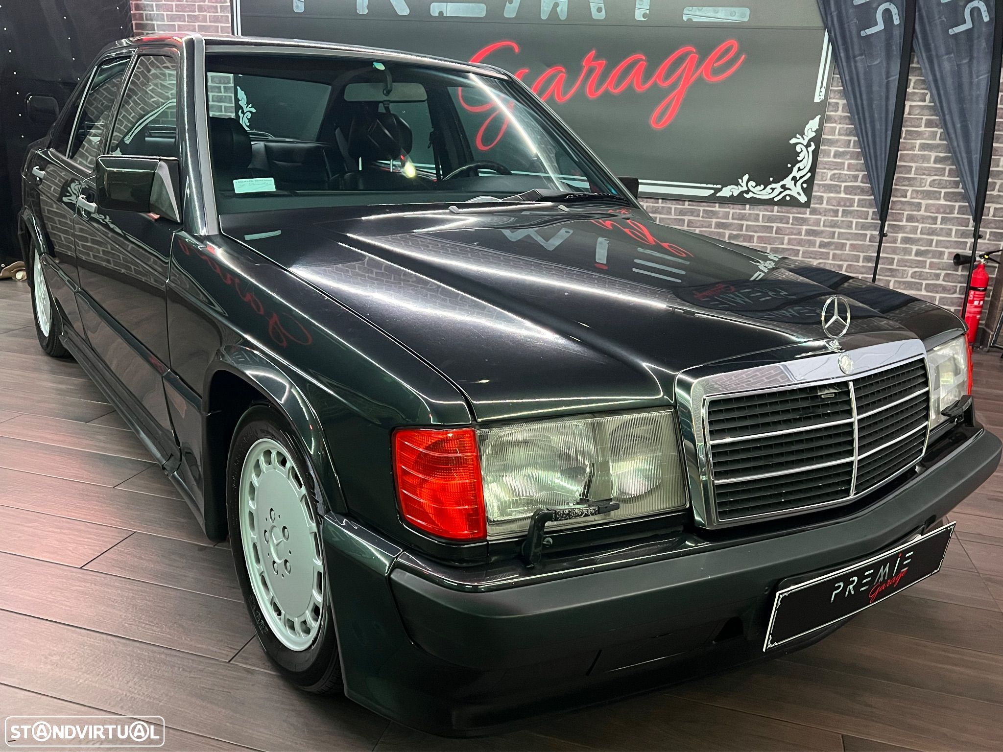 Mercedes-Benz 190 E 2.3 - 1