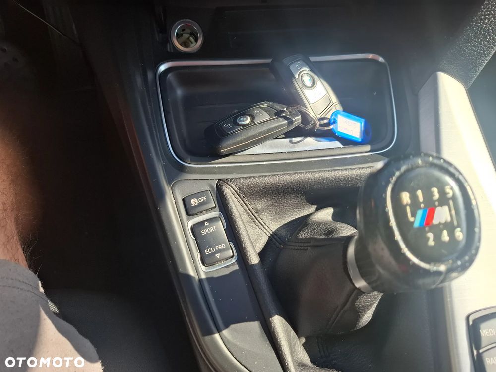 BMW Seria 3 - 22