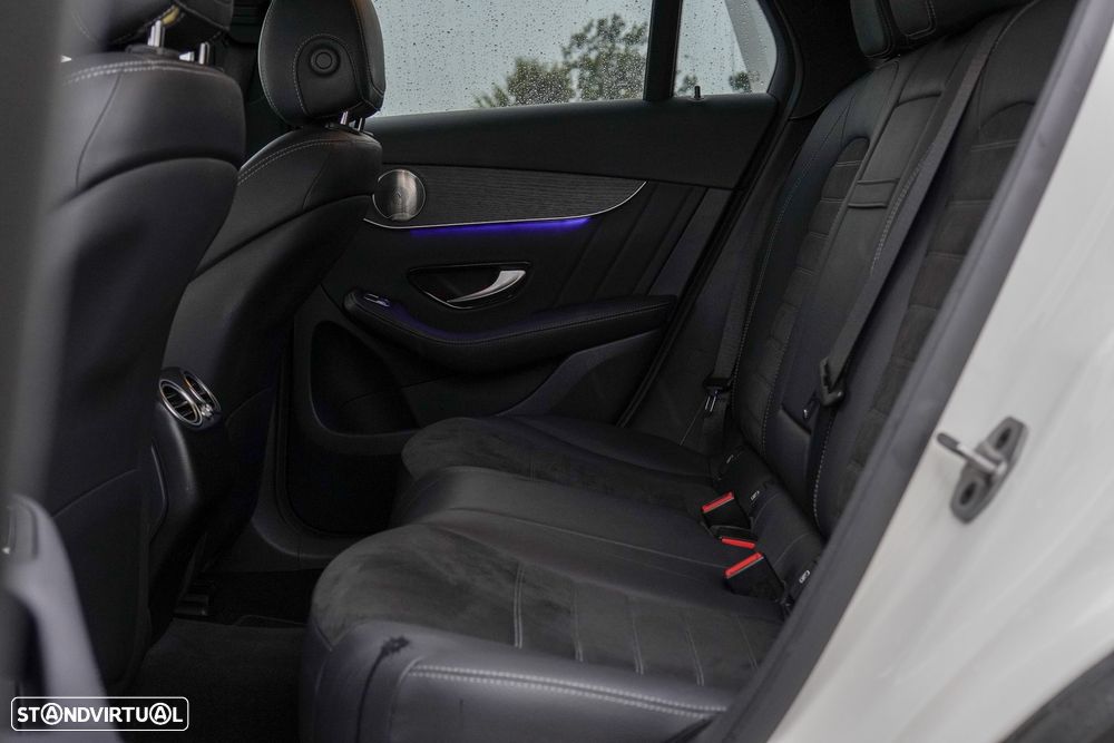 Mercedes-Benz GLC 300 e 4Matic - 29