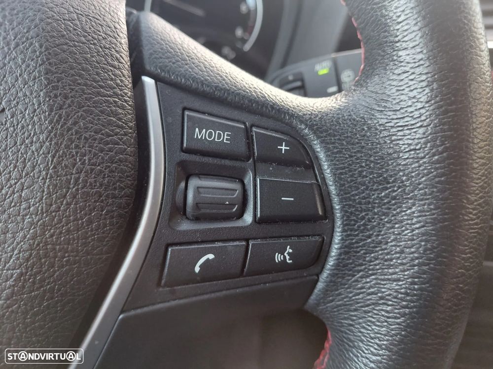 BMW 116 d Line Luxury Auto - 6