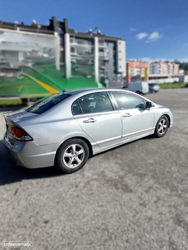 Honda Civic 1.3 DSI i-VTEC Hybrid Confort - 5
