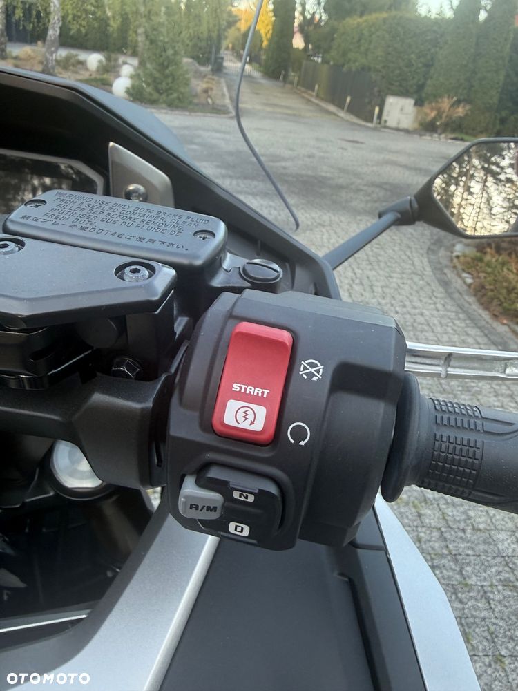 Honda NSS - 9