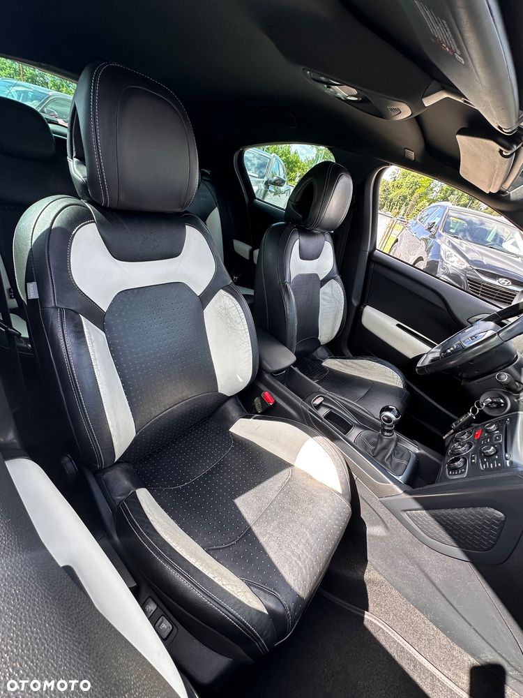 Citroën DS4 HDi 165 Pure Pearl - 28
